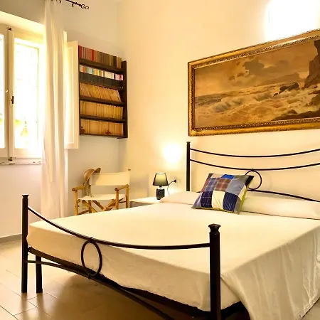 Rocco Guest house 3*